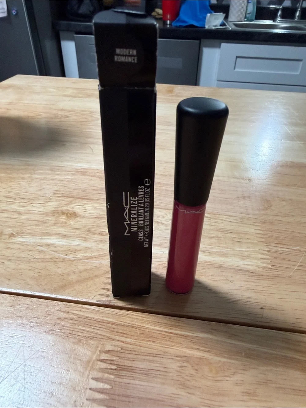 MAC Cosmetics Mineralize Glass Lip Gloss — Modern Romance Pink